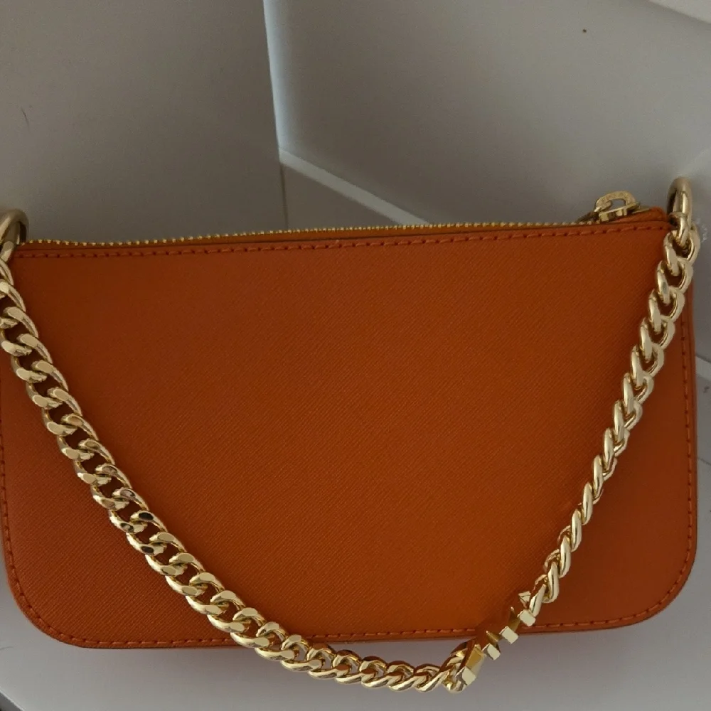 Michael Kors Orange Gold Purse Nwt - Picture 2 of 4